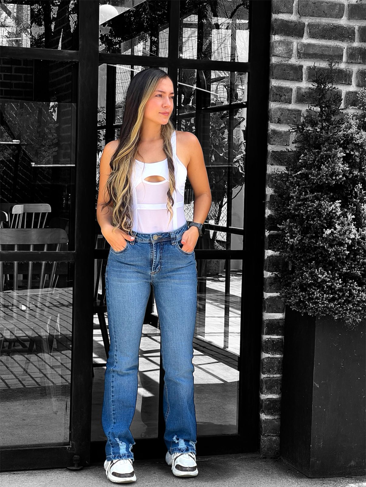 Jean flare tono medio