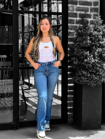 Jean flare tono medio